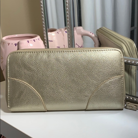 Shiny Wallet - Picture 2 of 3